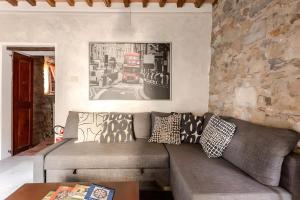 Sambuca Lodge