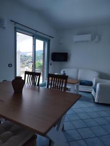 Villetta bifamiliare con vista mare