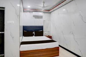 Hotel O SR Residency