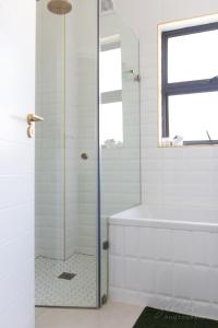 Beachfront Luxury Coastal Escape