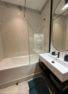 A 1 pas de Zara Studio Centrale et Design