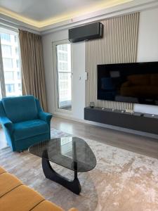 A2I - 33rd Floor SkyCity Residence With Skopje View