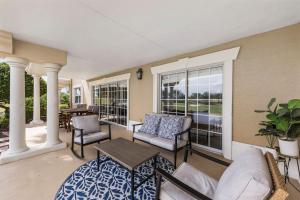 Centre Court Paradise