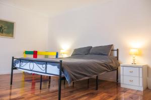 Freshly Renovated Apartment on High Street