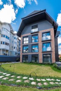 Rosa Edificio Paul Harris