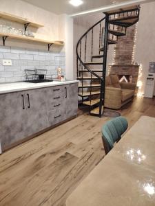 davit batoni small house