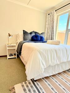 Bay Breeze Apartment with Ocean view