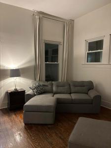 Modern Cajun Retreat Near Downtown