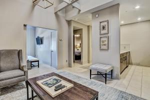 Parkers Collection Unit 8