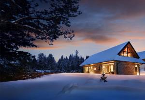 Chalet Mountain Rock - Luxury Retreat at Chalets Kvačianska Dolina