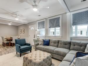 Beachside Villa Collection - 4 Bedroom