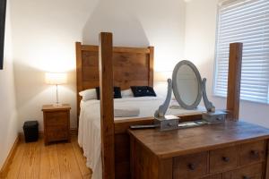 Gorgeous Double Room with High Ceiling