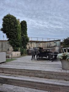 Cozy apartment on two floors in Ankaregården