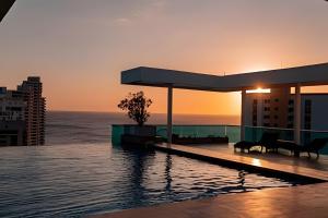 Rodadero | Poll Infinita | Vista al Mar | 1BR, 2BA