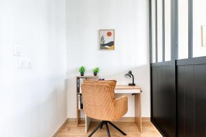 Le Trendy Terrasse - 5" Gare Bussy - 9" de Disney