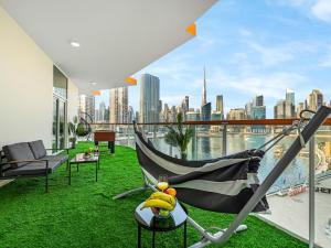 Stunning Burj Khalifa & Lake View 2BR with GYM and Pool