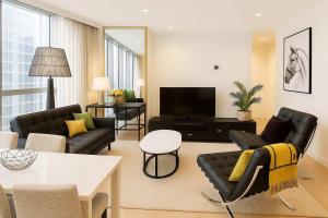The West Horizon Executive Residence REL841