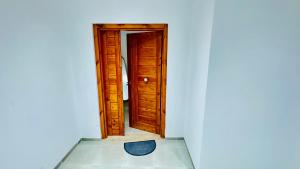 Modern, Comfortable, Quiet Apartment and Ideal Location