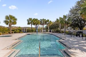 Modern resort style retreat with great amenities