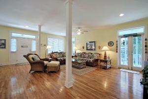 FS01: 1 Frank Sottile Lane