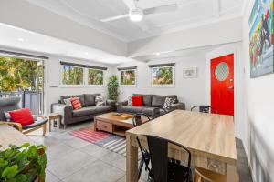 Redcliffe Retreat in great central location