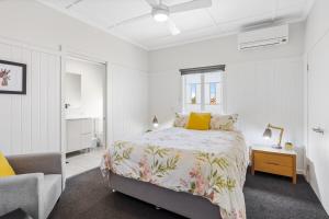 Redcliffe Retreat in great central location