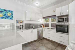 Redcliffe Retreat in great central location