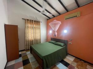 Shasha Apartments