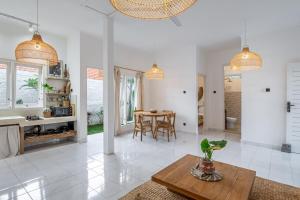 2 bedroom Villa Balangan