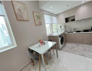 Parkview Serviced Apartment