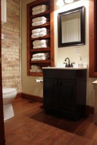 Downtown Lake Odessas Apartment On 4th