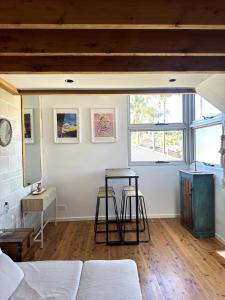 Crescent Coastal Loft - Stroll to Surf, Outdoor Terrace, WFH Nook