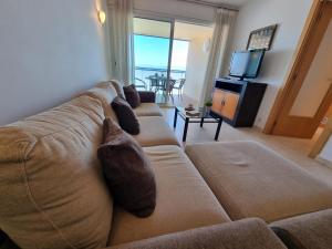 Apartamento en primera línea en LEscala con aire acondicionado y parking - HISP-236-98