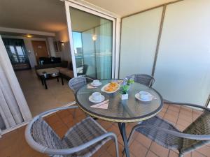 Apartamento en primera línea en LEscala con aire acondicionado y parking - HISP-236-98