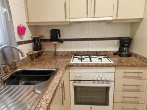 Casa espaciosa en LEscala, cerca de la playa, ideal para familias - HISP-236-179