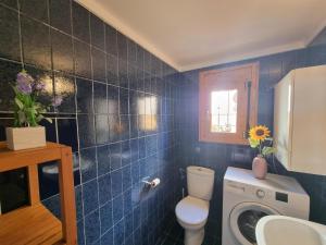 Casa familiar con terraza y piscina en LEscala - HISP-236-204