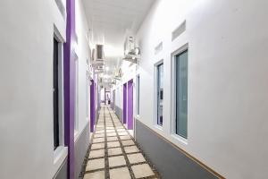 RedDoorz at Jalan Ahmad Yani Karawang