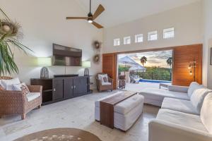 Very private 4Bed Villa