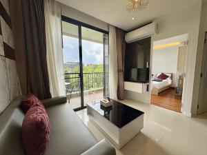 The Lago Nai Harn 2 Bedrooms byHOMES