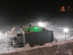 Domek w górach z balią jacuzzi Asina Chata Zawoja