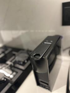 Modern new listing, 1 Bedroom ensuite with city views, separate living room, dining room and kitchen, balcony, Solar power and fast wifi, at the heart of Cape Town