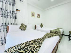 Hikka Heaven Guest House