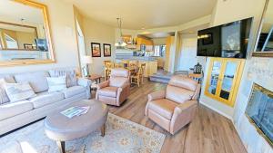 Mt Bachelor Village 331 condo