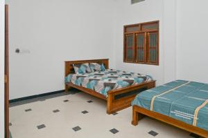 Saravanabavan Rest Inn