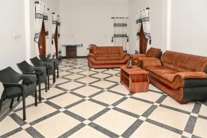 Saravanabavan Rest Inn