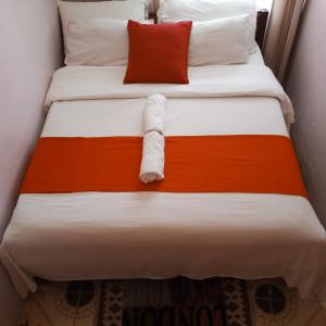 Accomodation bnb lodge hotel guest house airbnbs