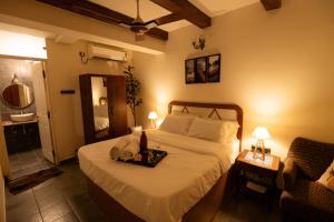 Goan Portuguese house in Calangute - Casa De HAC