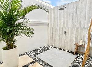 Casa Sal Bali - Seaside villa at Keramas Beach