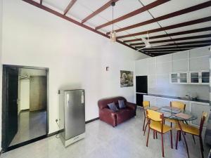 Shasha Apartments