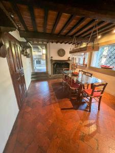 Historic Villa Among Olive Groves In Arezzo